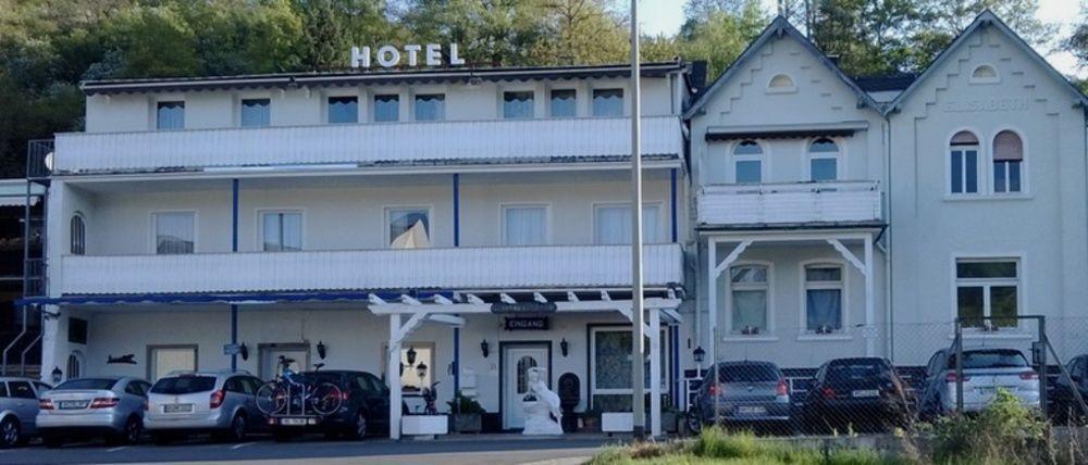 Star Hotel Fachbach Ngoại thất bức ảnh