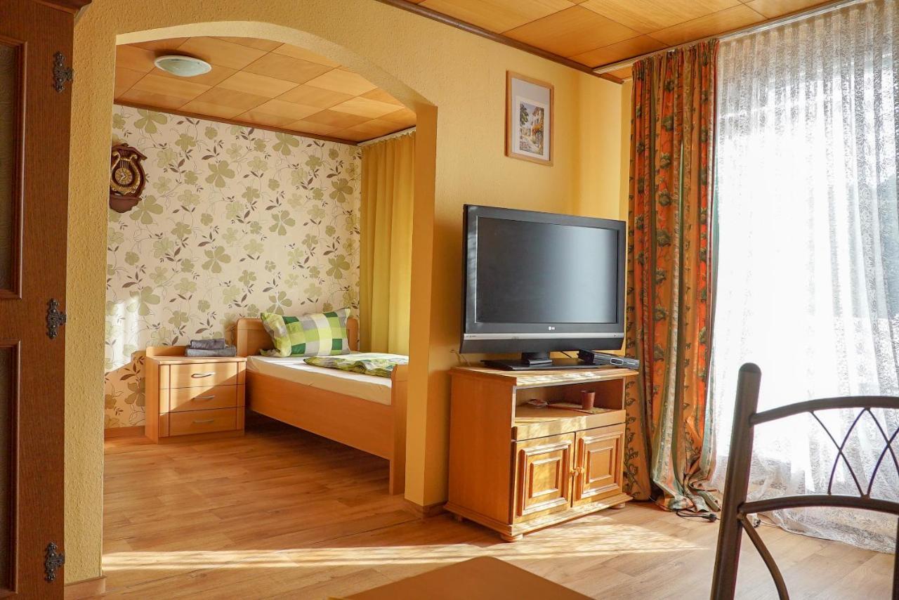 Star Hotel Fachbach Ngoại thất bức ảnh