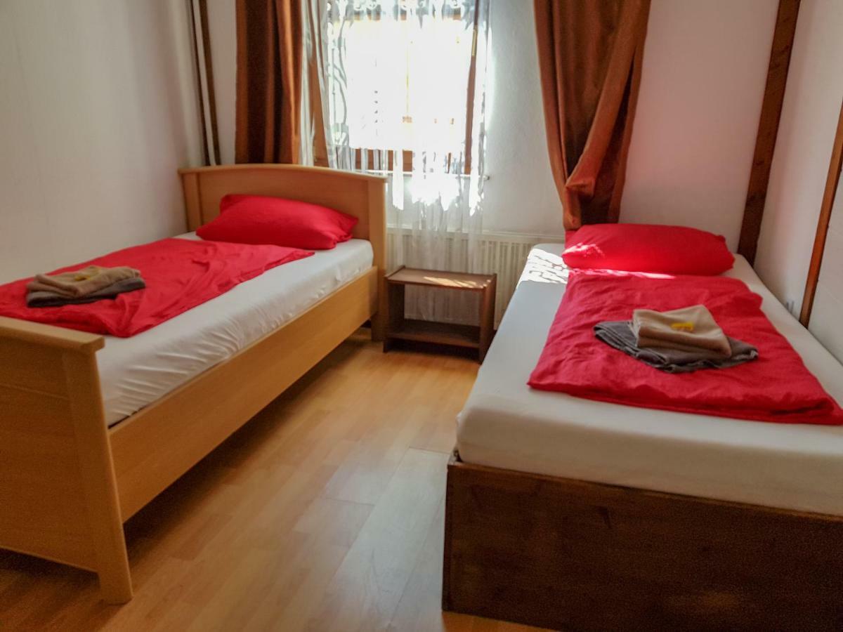 Star Hotel Fachbach Ngoại thất bức ảnh