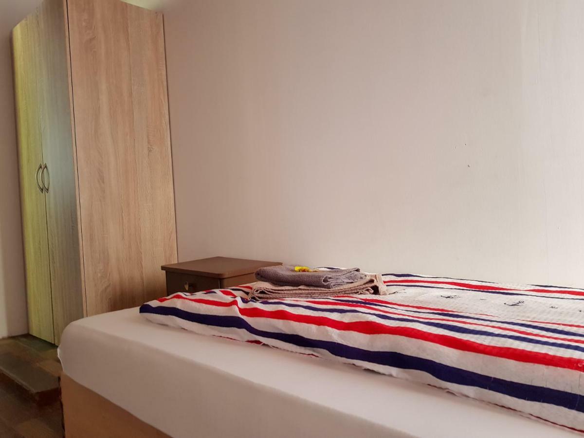 Star Hotel Fachbach Ngoại thất bức ảnh